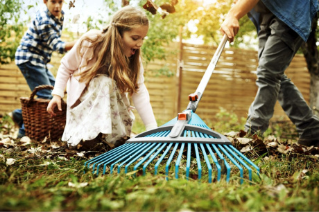 Купить Грабли пластиковые регулируемые Gardena + Ручка деревянная эргономичная 130 см     03099-30.000.00 фото №7